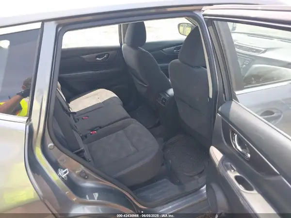 KNMAT2MV7GP676203 2016 NISSAN ROGUE - Image 8