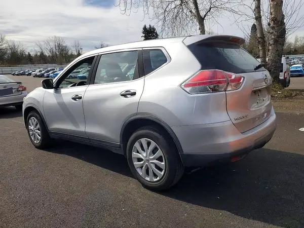 KNMAT2MV7GP677156 2016 NISSAN ROGUE - Image 2