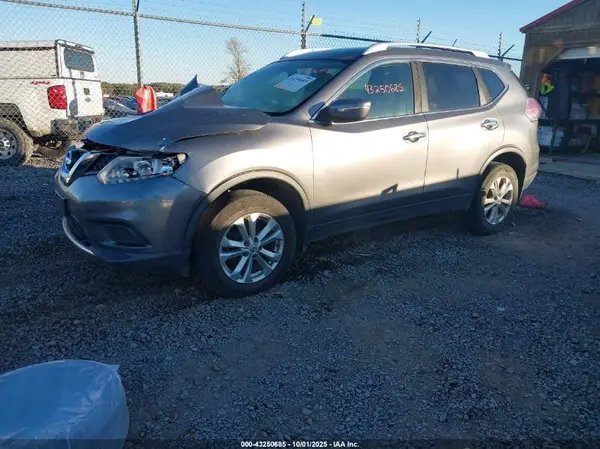 KNMAT2MV7GP679277 2016 NISSAN ROGUE - Image 2