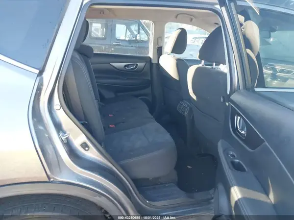 KNMAT2MV7GP679277 2016 NISSAN ROGUE - Image 8