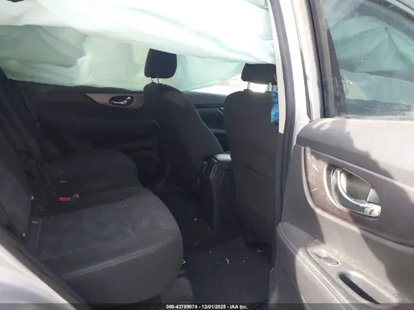 KNMAT2MV7GP679473 2016 NISSAN ROGUE - Image 8