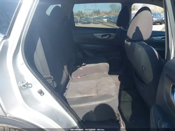 KNMAT2MV7GP680705 2016 NISSAN ROGUE - Image 8