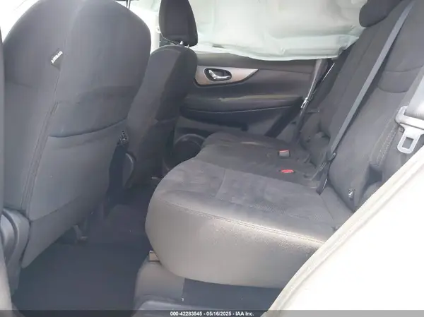 KNMAT2MV7GP682633 2016 NISSAN ROGUE - Image 8