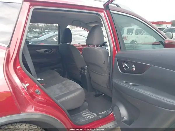 KNMAT2MV7GP689551 2016 NISSAN ROGUE - Image 8