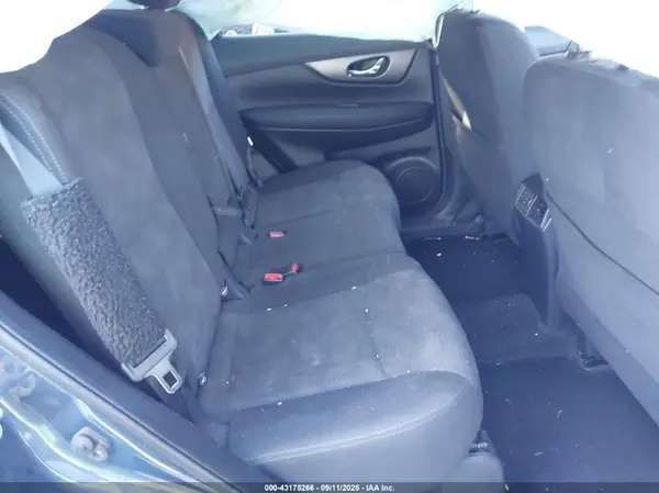 KNMAT2MV7GP708163 2016 NISSAN ROGUE - Image 8