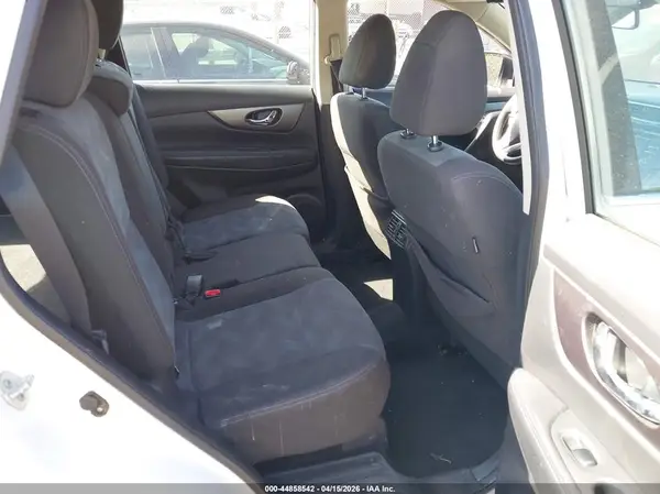 KNMAT2MV7GP724184 2016 NISSAN ROGUE - Image 8