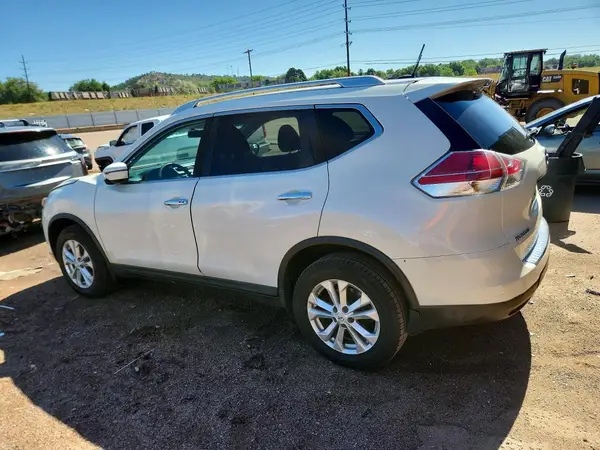 KNMAT2MV7GP734603 2016 NISSAN ROGUE - Image 2
