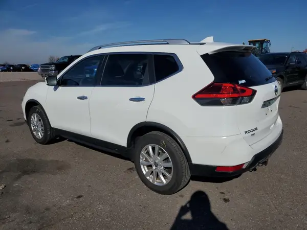 KNMAT2MV7HP507168 2017 NISSAN ROGUE - Image 2