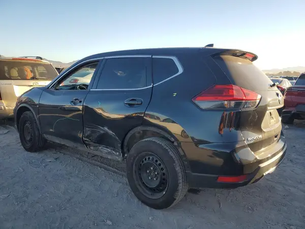 KNMAT2MV7HP508028 2017 NISSAN ROGUE - Image 2