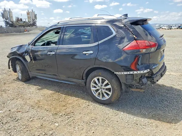 KNMAT2MV7HP510345 2017 NISSAN ROGUE - Image 2