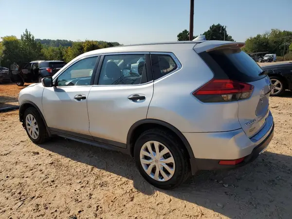 KNMAT2MV7HP528781 2017 NISSAN ROGUE - Image 2