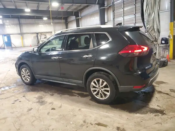 KNMAT2MV7HP533043 2017 NISSAN ROGUE - Image 2