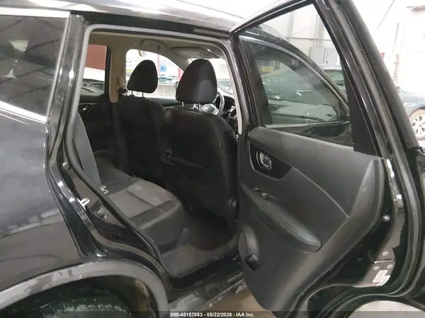 KNMAT2MV7HP539358 2017 NISSAN ROGUE - Image 8