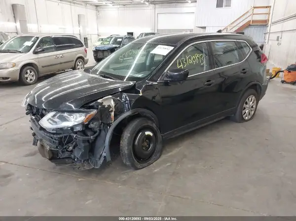 KNMAT2MV7HP539828 2017 NISSAN ROGUE - Image 2