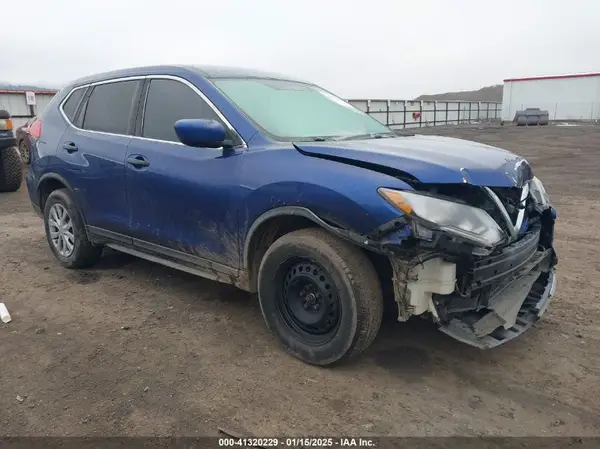 KNMAT2MV7HP558833 2017 NISSAN ROGUE - Image 1
