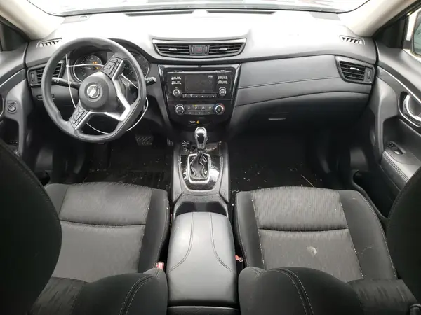 KNMAT2MV7HP559996 2017 NISSAN ROGUE - Image 8