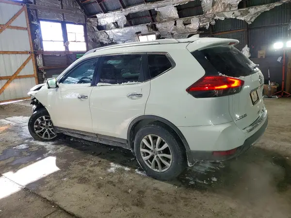 KNMAT2MV7HP560131 2017 NISSAN ROGUE - Image 2