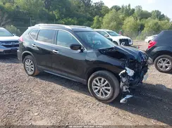 KNMAT2MV7HP563501 2017 NISSAN ROGUE