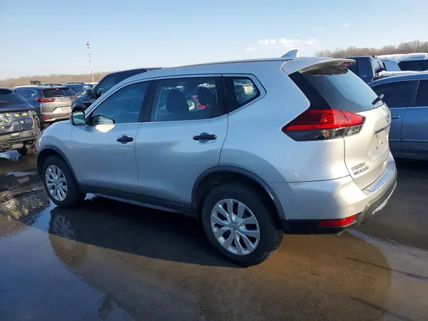 KNMAT2MV7HP563739 2017 NISSAN ROGUE - Image 2