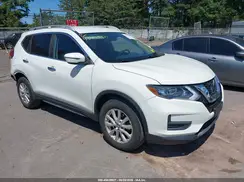 KNMAT2MV7HP579066 2017 NISSAN ROGUE