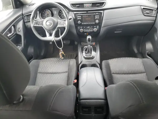 KNMAT2MV7HP582999 2017 NISSAN ROGUE - Image 8