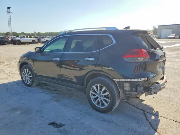 KNMAT2MV7HP584333 2017 NISSAN ROGUE - Image 2