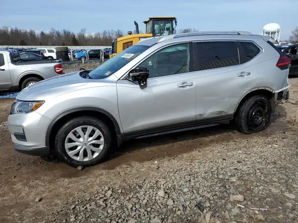KNMAT2MV7HP586759 2017 NISSAN ROGUE - Image 1