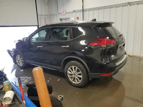KNMAT2MV7HP596269 2017 NISSAN ROGUE - Image 2