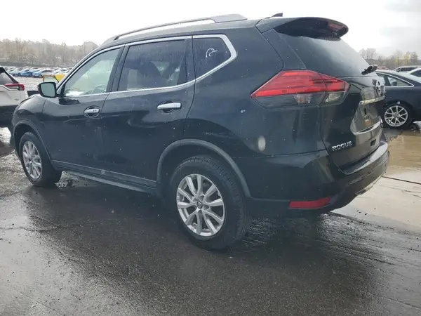 KNMAT2MV7HP596711 2017 NISSAN ROGUE - Image 2
