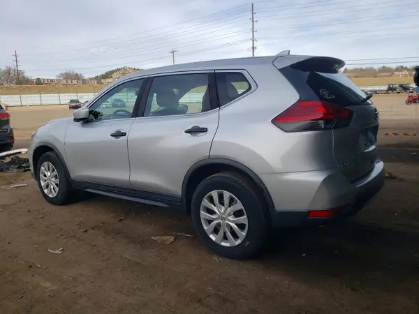 KNMAT2MV7HP597227 2017 NISSAN ROGUE - Image 2