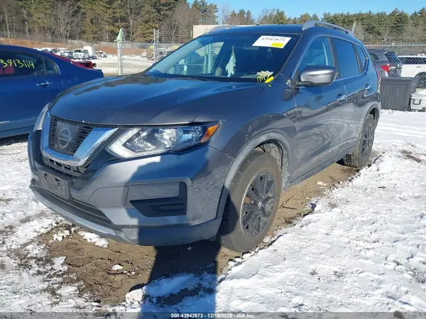 KNMAT2MV7HP600823 2017 NISSAN ROGUE - Image 2