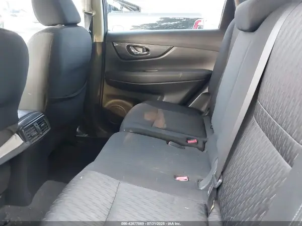 KNMAT2MV7HP601907 2017 NISSAN ROGUE - Image 8
