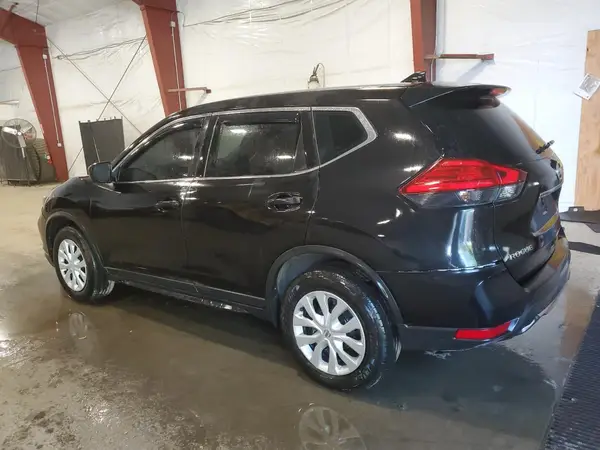 KNMAT2MV7HP602989 2017 NISSAN ROGUE - Image 2