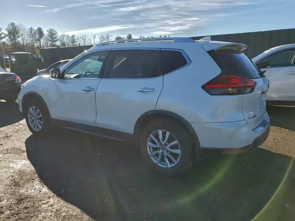 KNMAT2MV7HP606704 2017 NISSAN ROGUE - Image 2