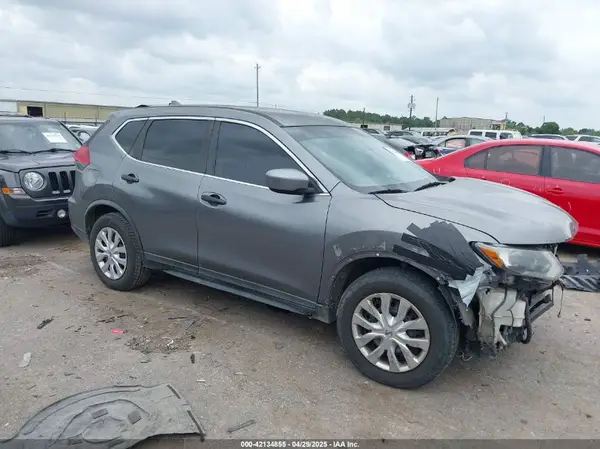 KNMAT2MV7HP607531 2017 NISSAN ROGUE - Image 1