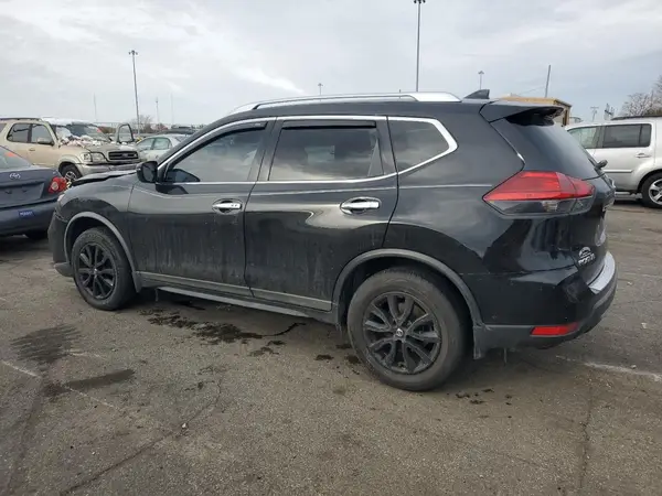 KNMAT2MV7HP613135 2017 NISSAN ROGUE - Image 2