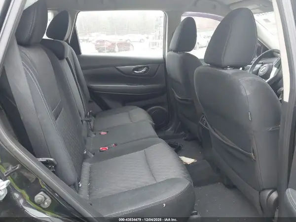 KNMAT2MV7HP613314 2017 NISSAN ROGUE - Image 8