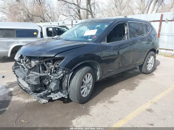 KNMAT2MV7HP616892 2017 NISSAN ROGUE - Image 2