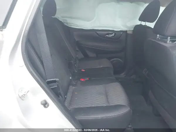 KNMAT2MV7HP619274 2017 NISSAN ROGUE - Image 8