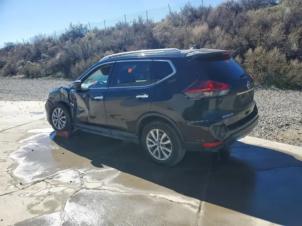 KNMAT2MV7JP509251 2018 NISSAN ROGUE - Image 2