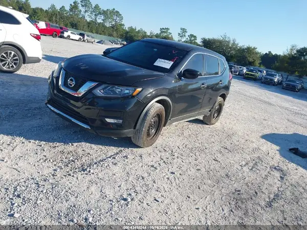 KNMAT2MV7JP511761 2018 NISSAN ROGUE - Image 2