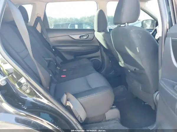 KNMAT2MV7JP511761 2018 NISSAN ROGUE - Image 8