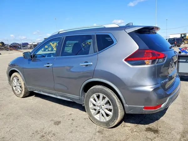 KNMAT2MV7JP513512 2018 NISSAN ROGUE - Image 2