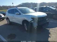 KNMAT2MV7JP522159 2018 NISSAN ROGUE