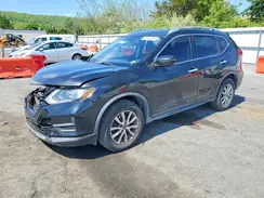 KNMAT2MV7JP524705 2018 NISSAN ROGUE