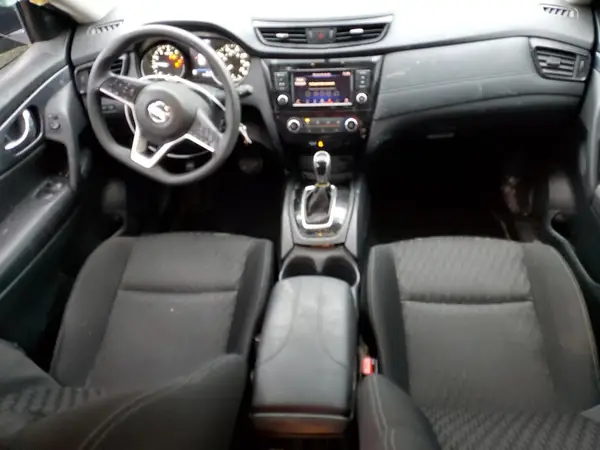 KNMAT2MV7JP525773 2018 NISSAN ROGUE - Image 8