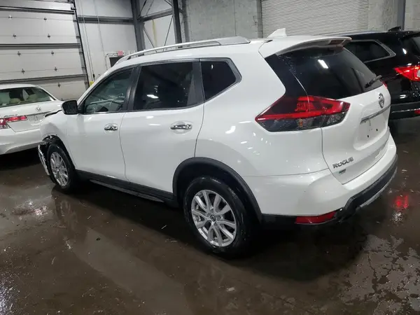 KNMAT2MV7JP530553 2018 NISSAN ROGUE - Image 2