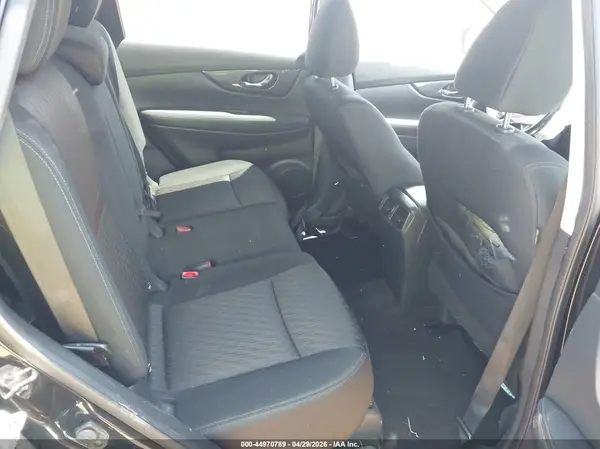 KNMAT2MV7JP534697 2018 NISSAN ROGUE - Image 8