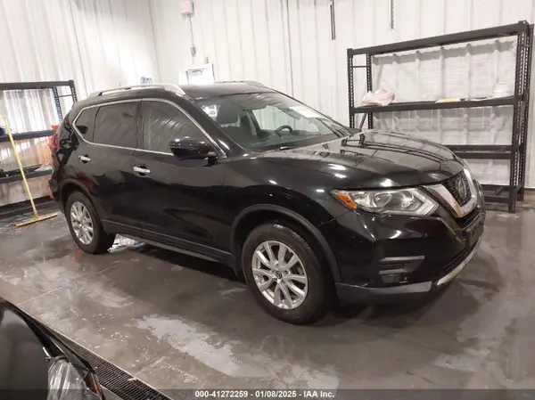 KNMAT2MV7JP538989 2018 NISSAN ROGUE - Image 1