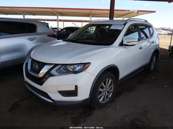 KNMAT2MV7JP542783 2018 NISSAN ROGUE - Image 2